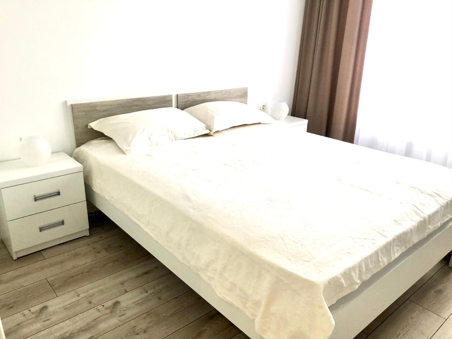 Osapart Beautiful Apartment In A Complex Semycvit 利沃夫 外观 照片