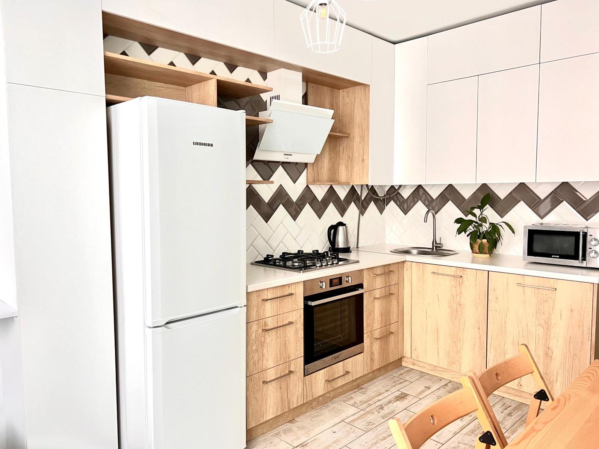 Osapart Beautiful Apartment In A Complex Semycvit 利沃夫 外观 照片