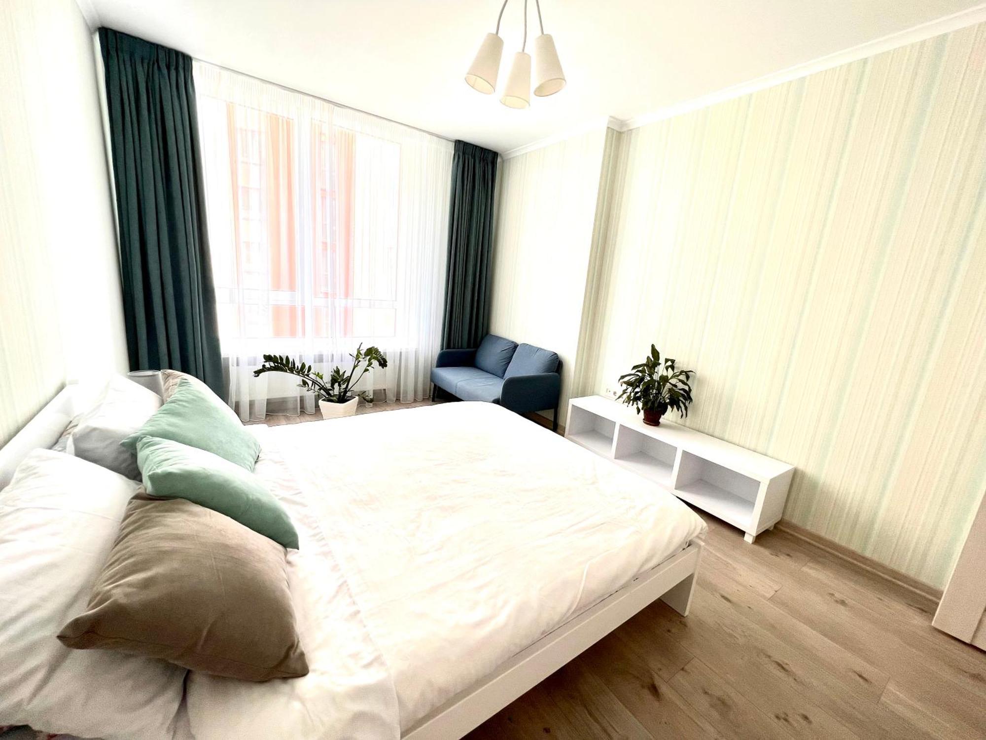 Osapart Beautiful Apartment In A Complex Semycvit 利沃夫 外观 照片